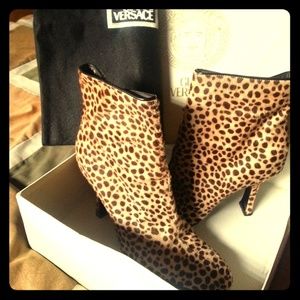 Versace Real Cheetah Fur Ankle Boots 39